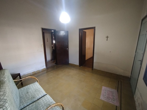 Casa 2 Dorm+ Depto 1 Dorm, Ideal P/ Rentas B Colon