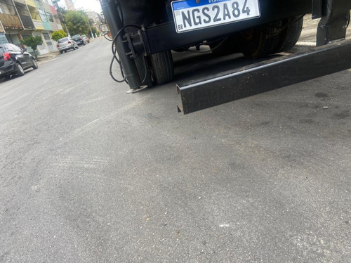 Vw 24250 6x2 Munck 25ton.