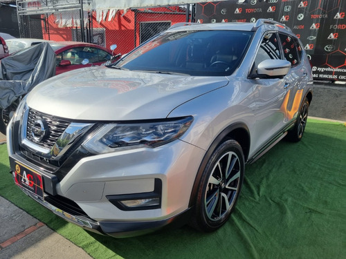 Nissan X-Trail 2.5 Exclusive At 4x4