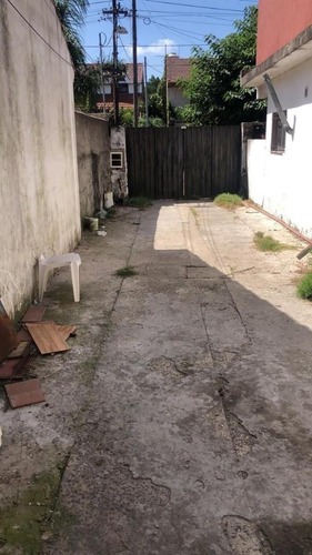 Imagen 5 de 6 de Galpón Con Vivienda