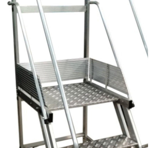 Escada Plataforma Trepadeira 75cm 2 Degraus Com 2 Rodas Tras