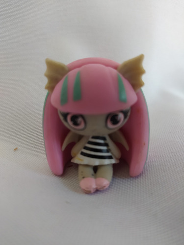 Rochelle Goyle Minis  Monster High Mattel 3cm Wave 1