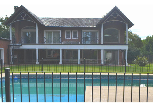 Casa En Venta En Barrio Santa Ana, Moreno