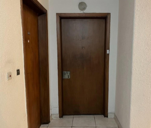 Departamento Dos Ambientes Sobre Talcahuano Al 1000, Caba