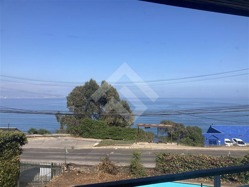 Casa Vista Al Mar En Venta De 4 Dorm. Reñaca, Viña Del Mar