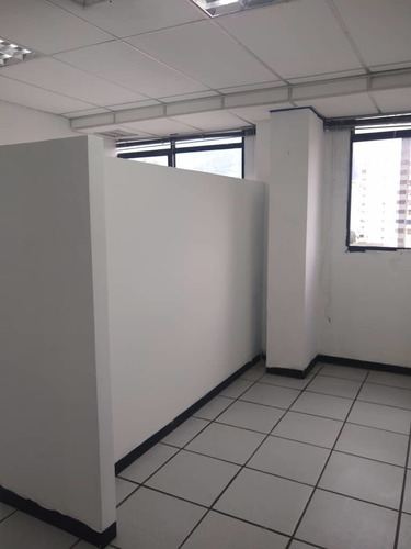 Imagen 10 de 14 de Alquiler De Oficina En Caracas - Libertador - La Campiña