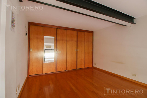 Depto. En Venta En Carapachay, Dos Ambientes Con Jardín Y Cochera