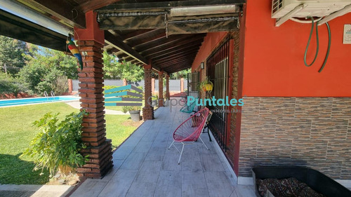 Casaquinta En Barrio La Union, A Mts De El Trebol, Con 3 Dormitorios Y Piscina