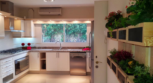 Venta!! Casa Totalmente Reciclada