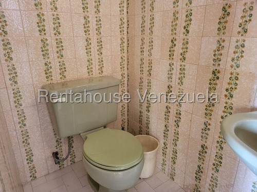 Apartamento En Alquiler La Alameda 25-13678 Mb