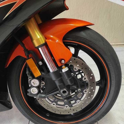 Yamaha R6