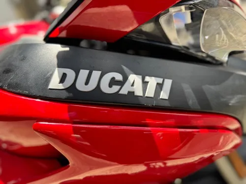 Ducati Multistrada V2 S