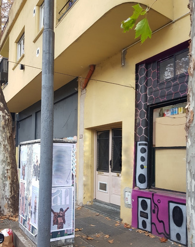 Imagen 2 de 30 de Godoy Cruz Al 1800 Y Honduras, Palermo. Piso 1 X Escalera. 3 Ambientes. Balcón. 2 Dormitorios. Al Frente A La Calle. Sup. 59 M2. Bajas Expensas. Lavadero. Terraza Grande En El Edificio. Apto Profesion