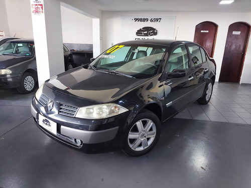 Imagem 4 de 6 de Renault Mégane 2.0 Dynamique Sedan 16v Gasolina 4p