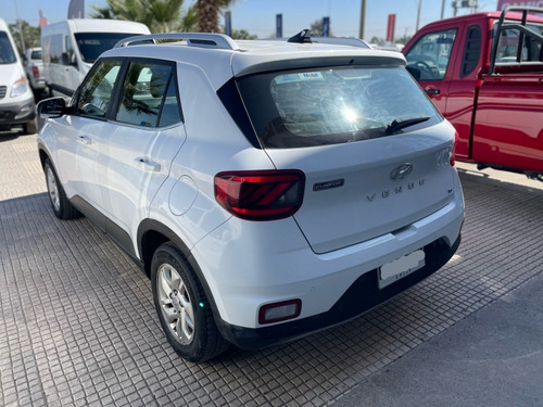 Hyundai Venue 1.6 QX VALUE MT - UNICO DUEÑO