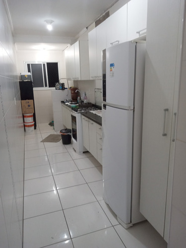 Apto 2 Quartos 75m Mais 30 Varandas. Vaga Rotativa.