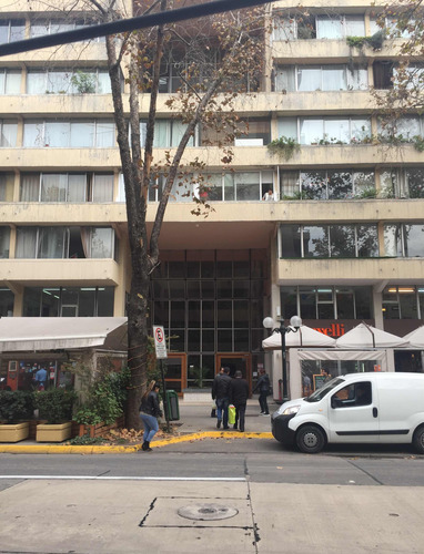 La Concepción 80, Pasos Av.providencia , Dpto 1d-1b,