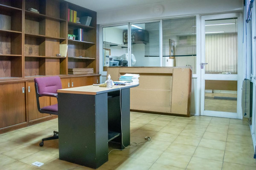 Imagen 15 de 27 de Depósito Con Oficinas - Martinez - Inmejorable Ubicación!
