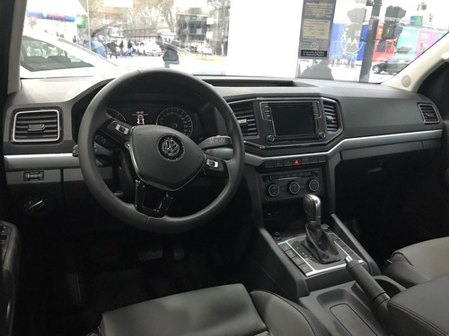 Imagen 8 de 17 de Volkswagen Amarok Highline 4x2 At Automatica Autotag 2022 Vw