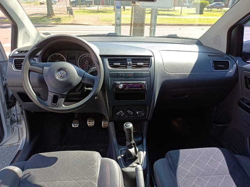 Imagem 14 de 15 de Volkswagen Fox 1.6 Prime Gii 2013