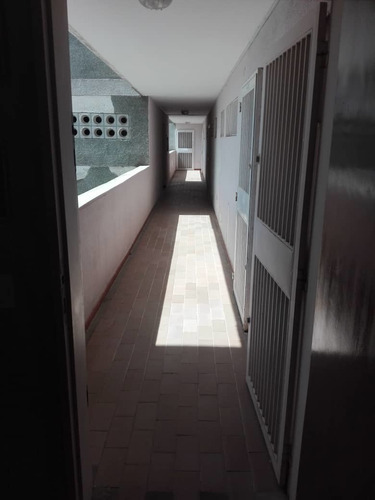 Apartamento En Res.brisas Del Mar Higuerote