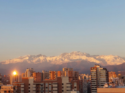 Gran Departamento Con Vista Asegurada. Espacioso Y Tranquilo