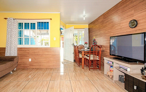 Casa Em Hípica Com 3 Dormitórios - Ot6251