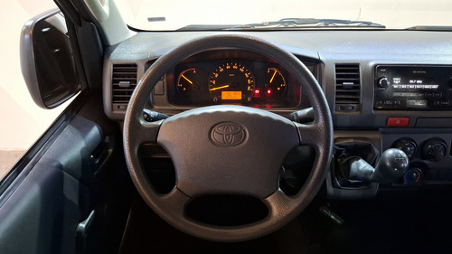 Toyota Hiace 2.7 Panel Super Larga Mt