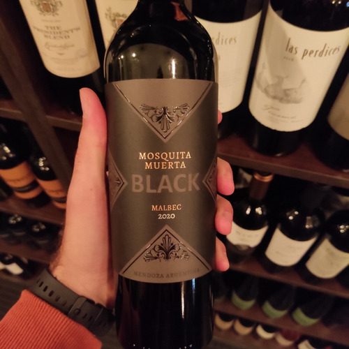Imagen 2 de 3 de Vino Mosquita Muerta Black Malbec 750 Ml
