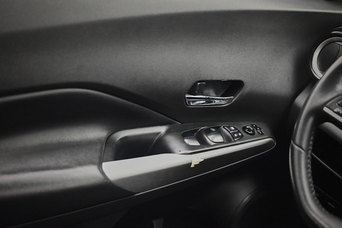 Nissan Kicks EXCLUSIVE 1.6 AT
