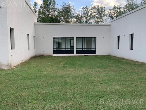 Imagen 6 de 27 de Venta | Excelente Casa A Estrenar En La Escondida, Manzanares | Bayugar Negocios Inmobiliarios