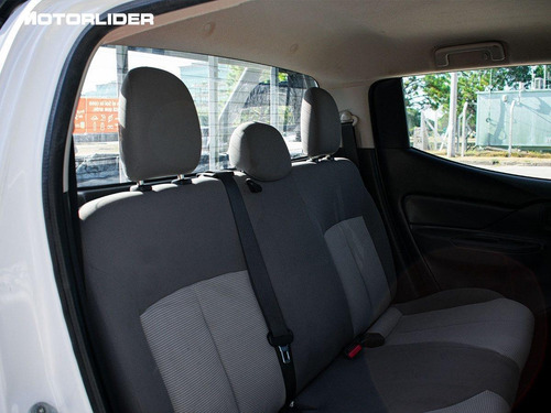 Imagen 13 de 25 de Mitsubishi L200 2.4 4x4 Descuenta Iva | Permuta / Financia