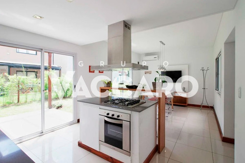Imagen 3 de 29 de Duplex En Venta En Country Moreno