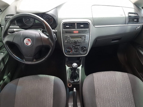 Fiat Punto 1.6 Essence 16v Flex 4p Manual 2012/2012
