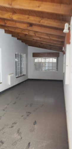 Imagen 23 de 30 de Alquilo Predio 6500 M2 Galpón 1900 M2 300 M2 Oficin Neuquen