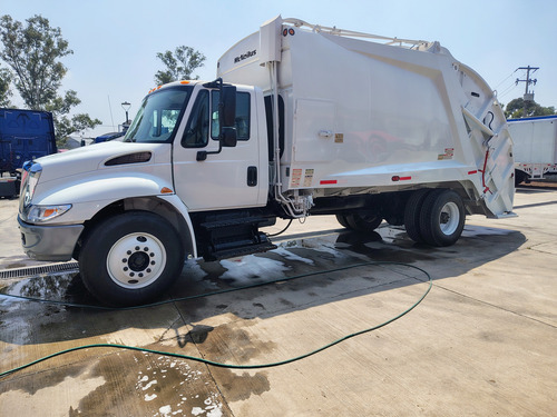 International 4300
