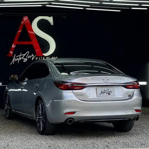 Mazda 6 2.5 Signature
