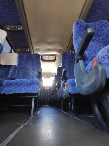 Imagem 14 de 15 de Micro Onibus Mb 915 Rodoviario 2010a/c Troca 28 Lug R$82.990