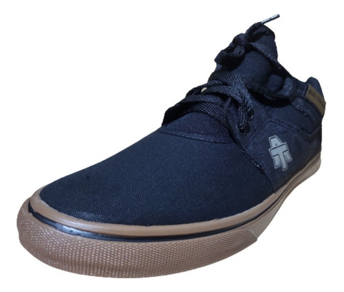 Imagen 2 de 5 de Zapatilla Slide Negro Caramelo