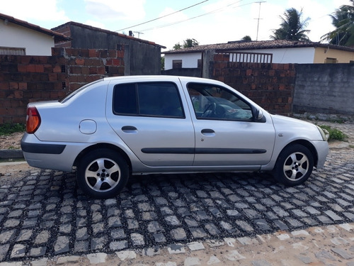 Renault Clio Sedan 2003 1.0 16v Rl 4p