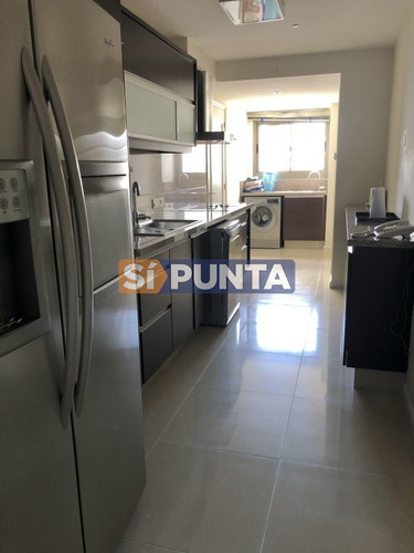 Imagen 11 de 15 de Apartamento 3 Dorm En Torre De Lujo Pda 1