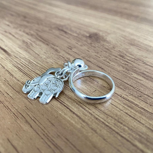 Imagen 5 de 10 de Anillo Plata 925 Elefante Y Dijes Colgantes Ajustable Agalea