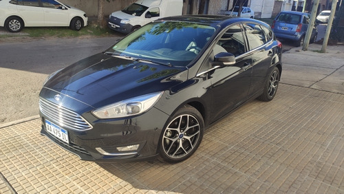 Ford Focus 2.0 Titanium Automát