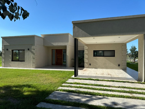 Casa En Venta Haras Del Sur 3