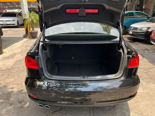 Audi A3 1.8 Sedán Attraction Plus At