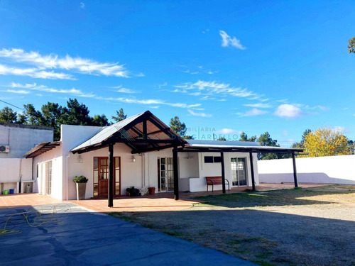 Imagen 2 de 30 de Colonia Del Sacramento - Importante Propiedad 2 Casas En Venta