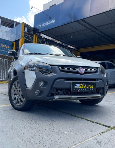 Fiat Palio Weekend Adventure