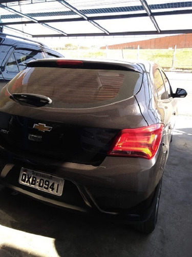 Imagem 3 de 4 de Chevrolet Onix Joy