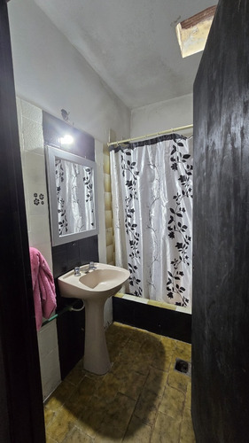Casa Multifamiliar /lote 345mts2/ph 3 Y 2 Amb, Catan .-