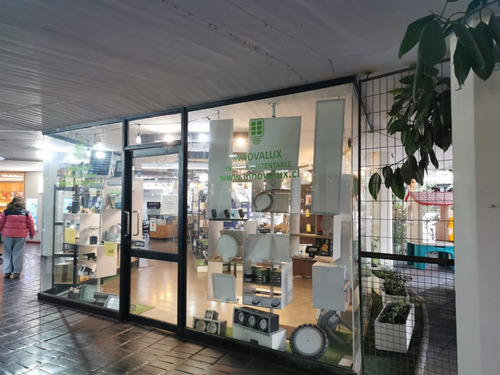 Local Comercial // Los Cobres Vitacura